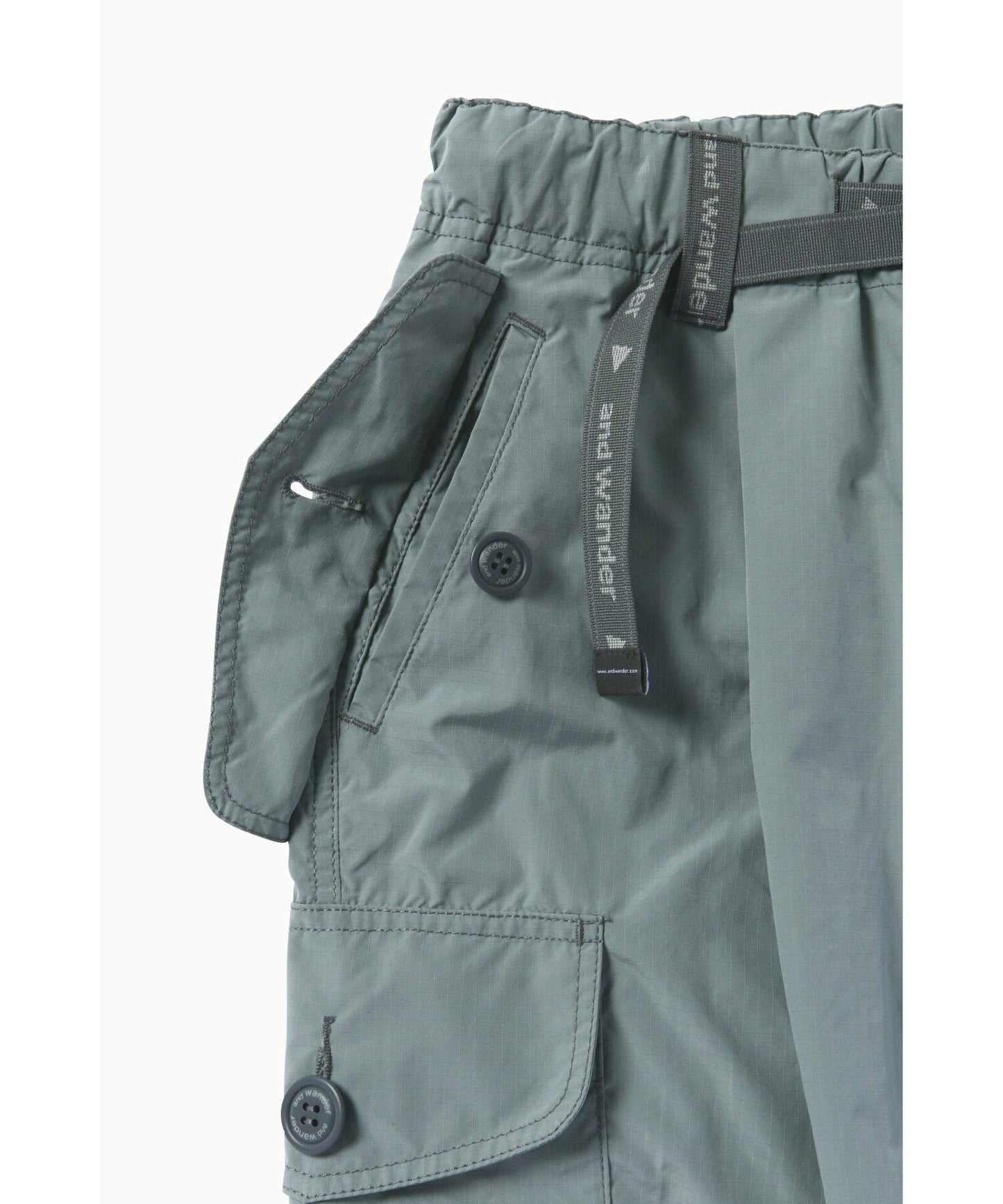and wander oversized cargo pants