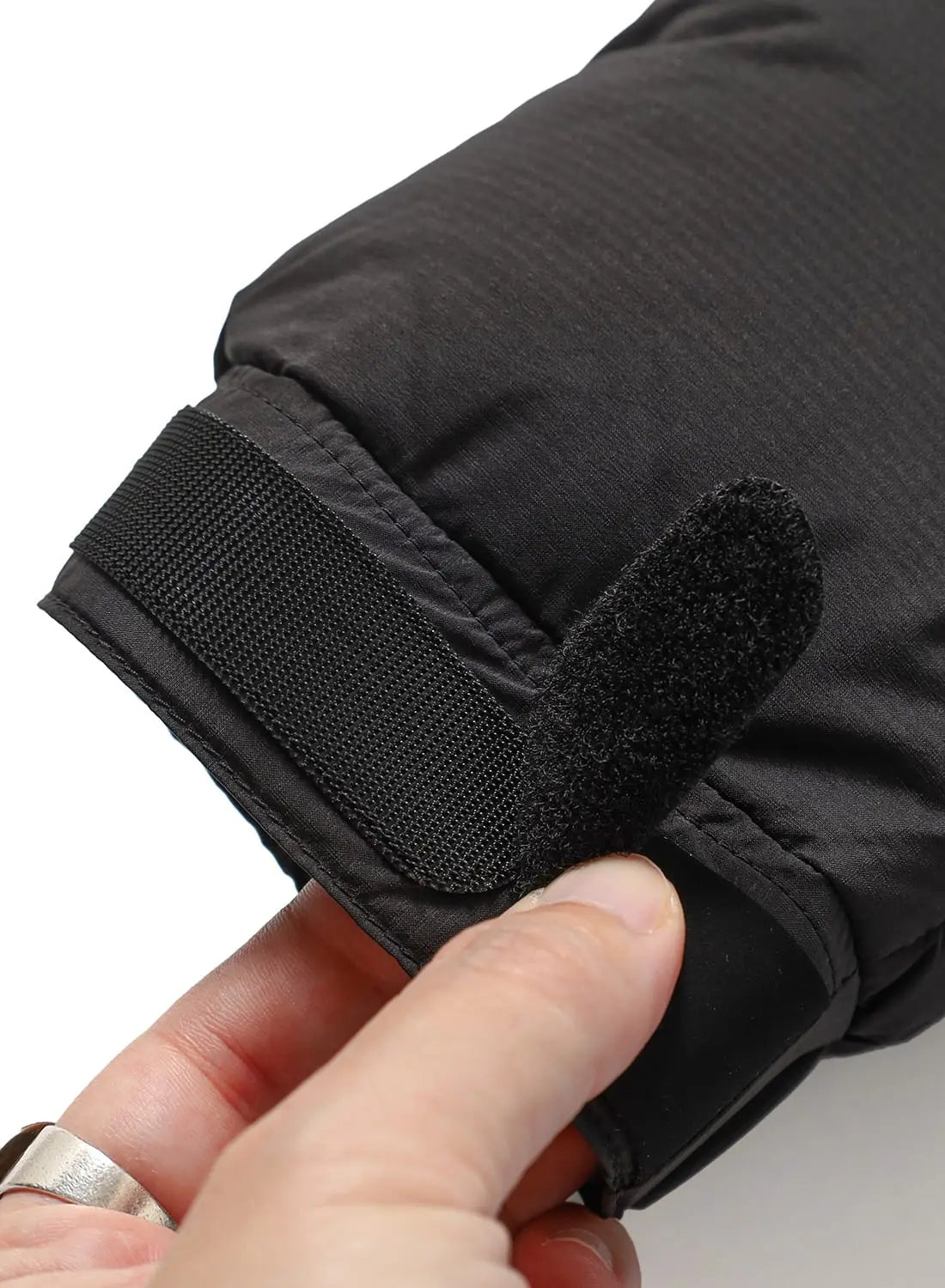 NANGA WHITE LABEL DOWN PARKA