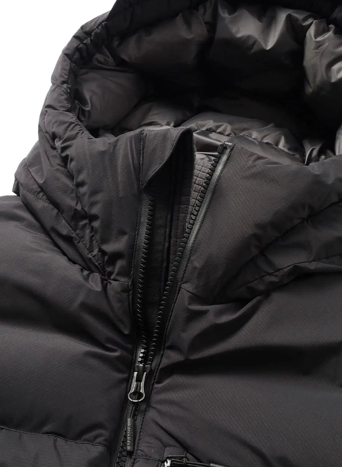 NANGA WHITE LABEL DOWN PARKA