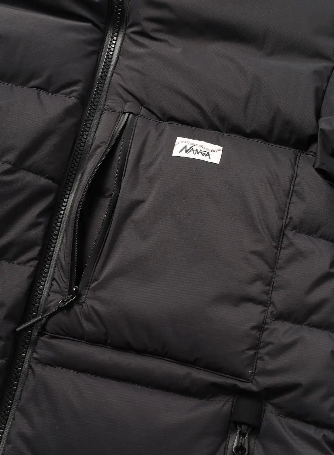 NANGA WHITE LABEL DOWN PARKA