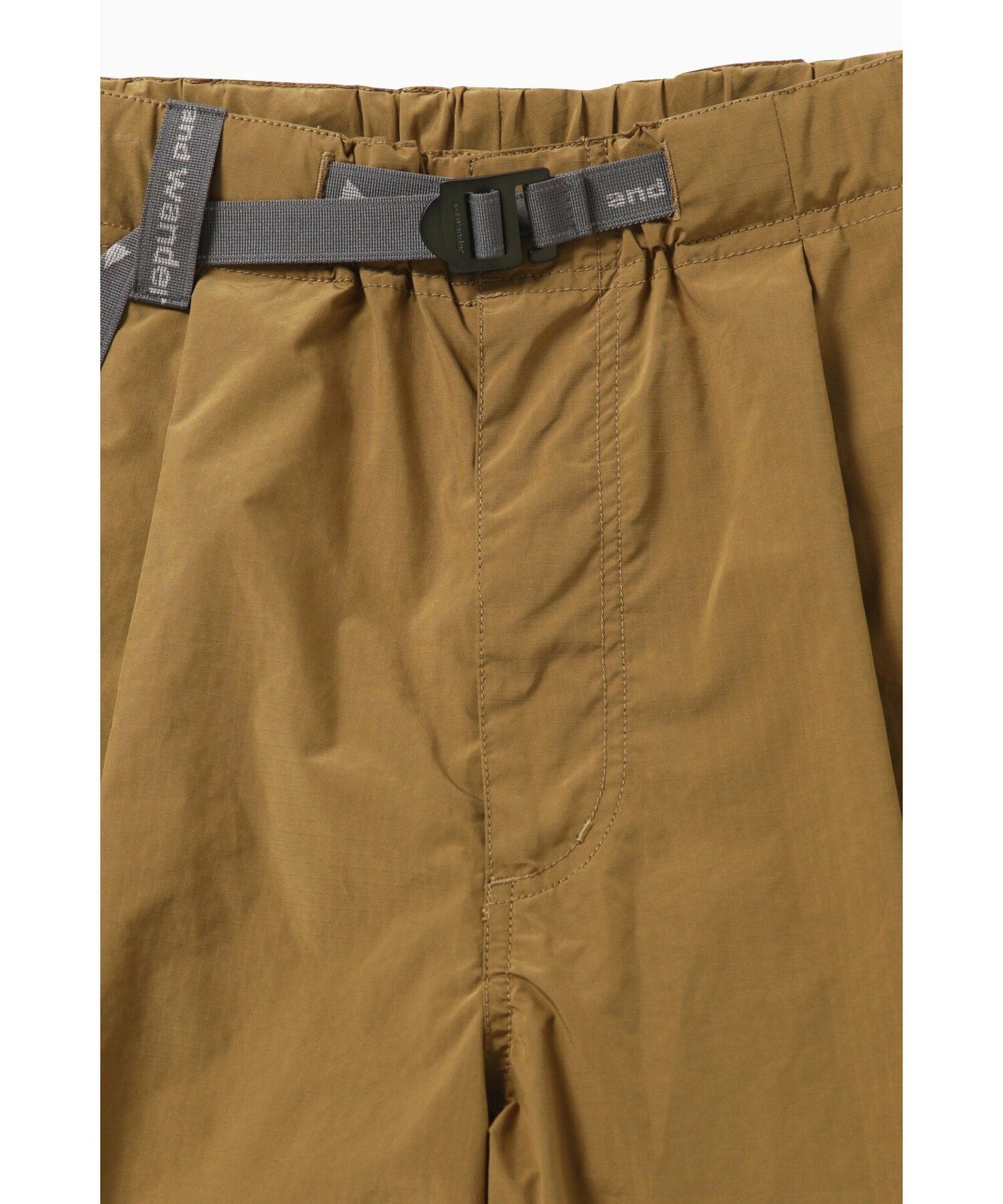 and wander oversized cargo short pants