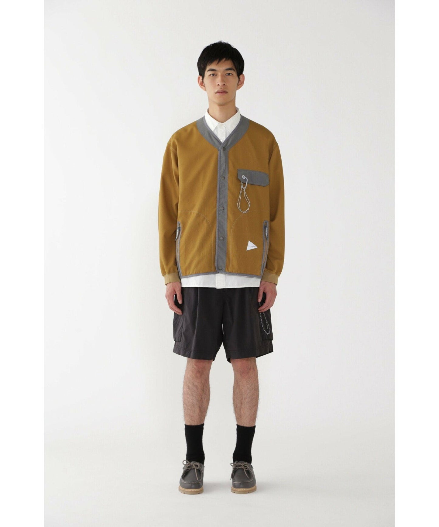 and wander oversized cargo short pants