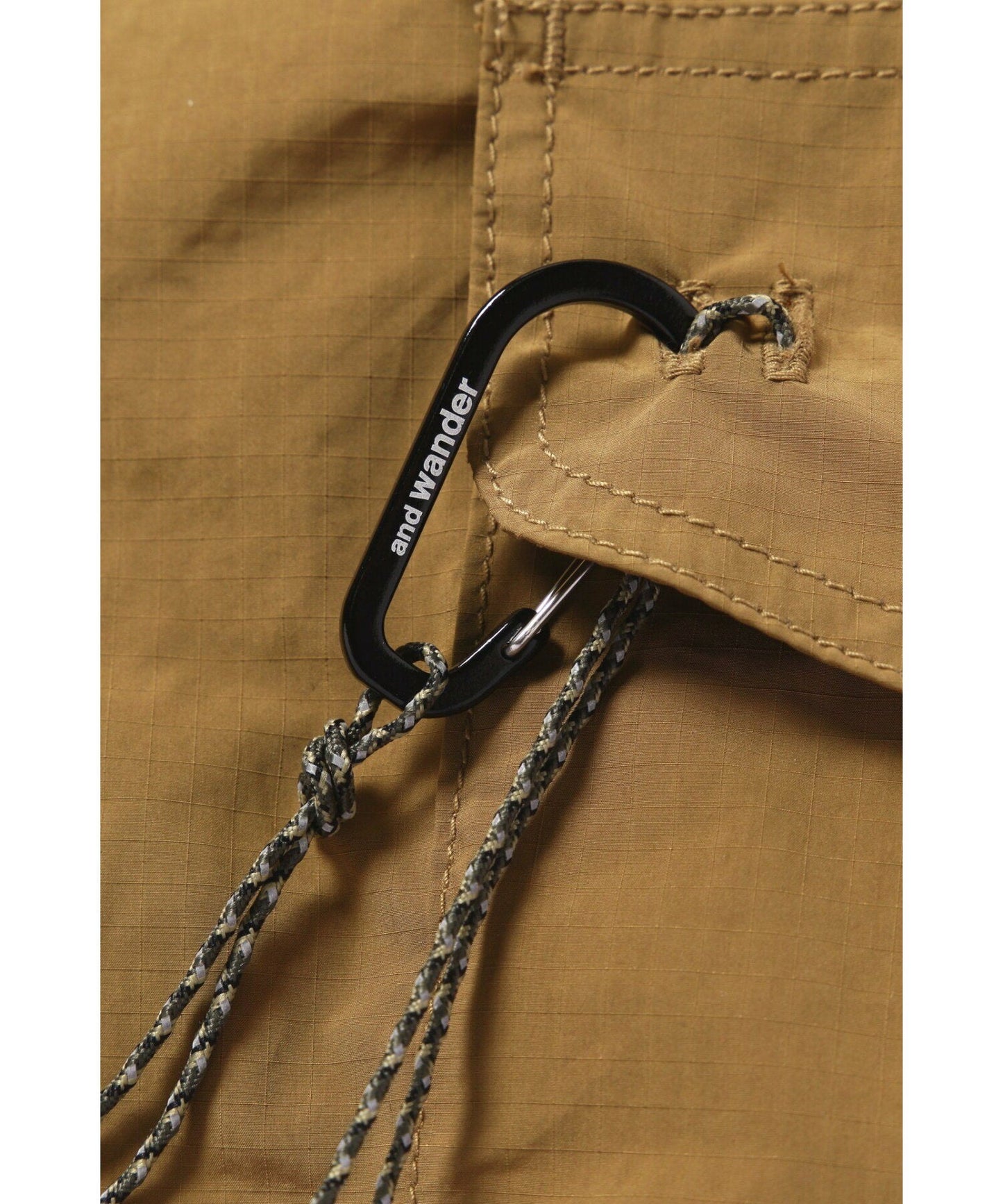 and wander oversized cargo short pants