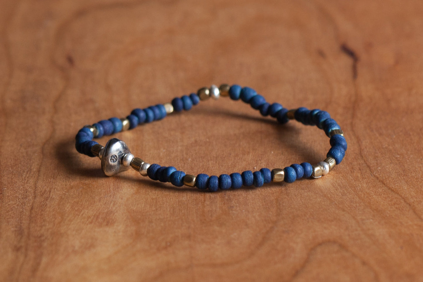 SunKu 39 Indigo Dye Beads Bracelet SK-013
