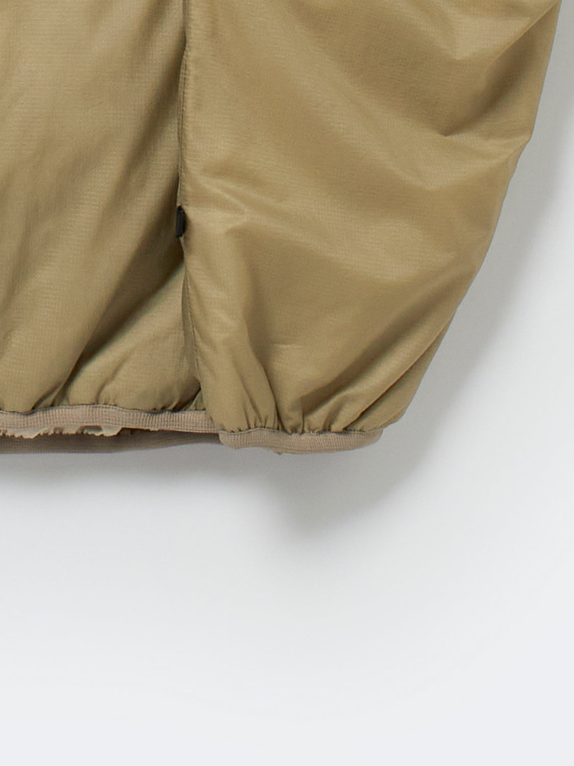 DAIWA PIER39 TECH REVERSIBLE PULLOVER PUFF JACKET