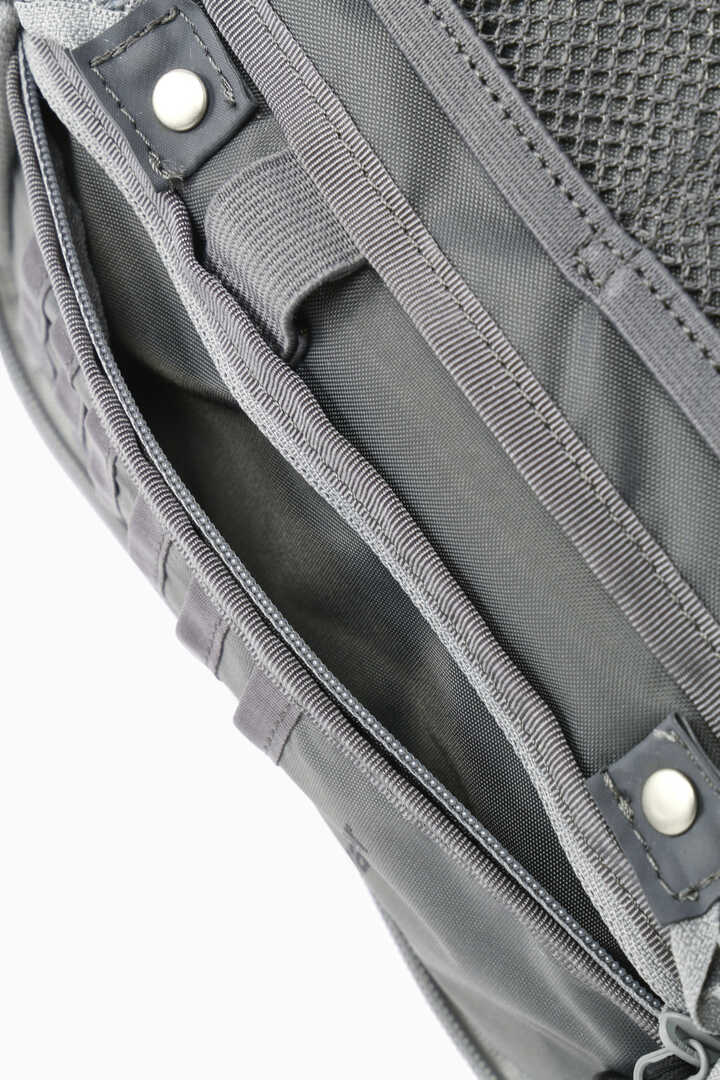 and wander reflective rip pouch