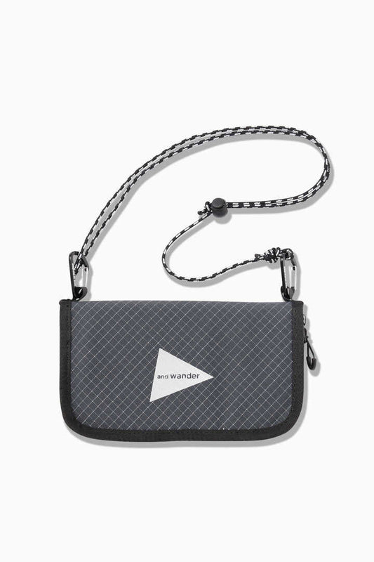 and wander reflective rip pouch