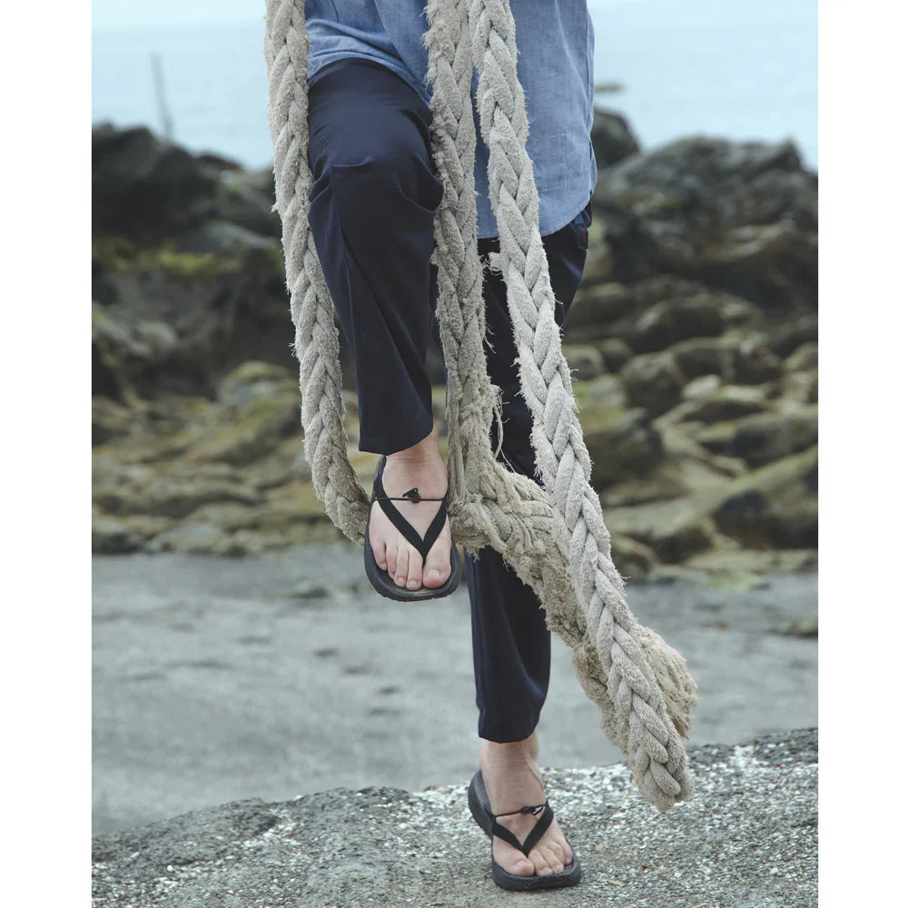 rig × nonnative PWANI Sandal