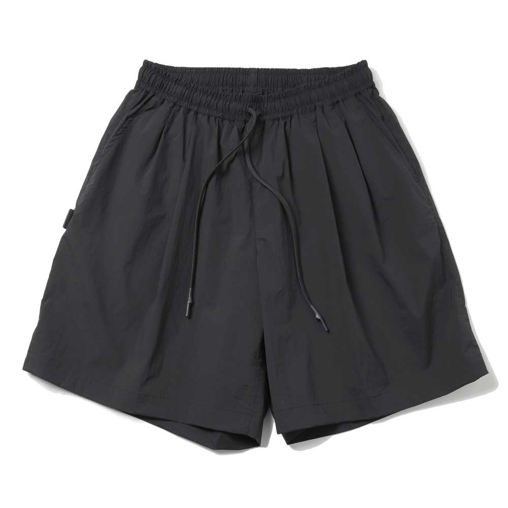S.F.C (STRIPES FOR CREATIVE) NYLON BAGGY SHORTS