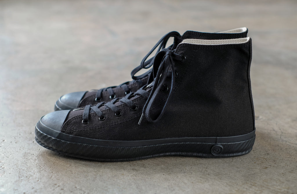 SHOES LIKE POTTERY HI - BLACK MONO